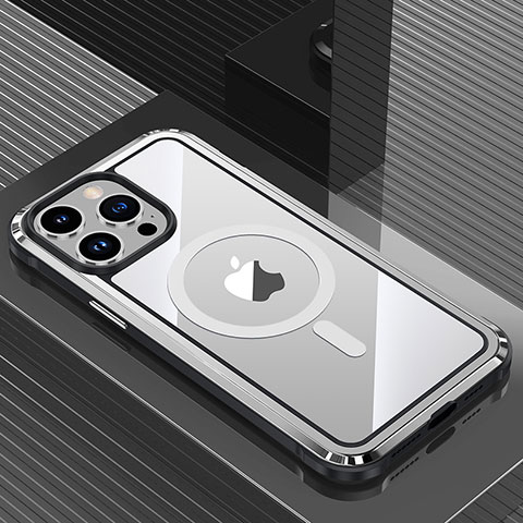 Coque Luxe Aluminum Metal Housse et Bumper Silicone Etui avec Mag-Safe Magnetic Magnetique QC1 pour Apple iPhone 13 Pro Max Argent