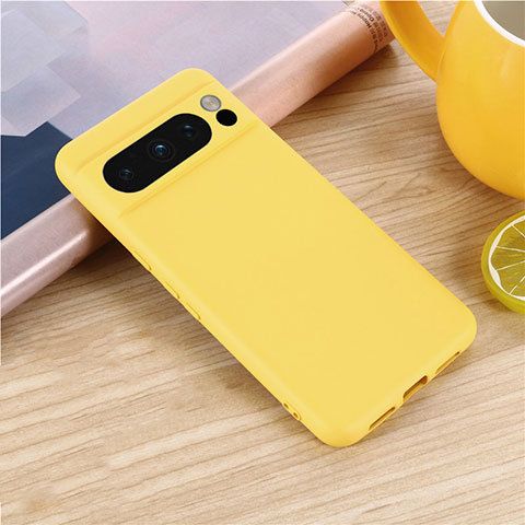 Coque Ultra Fine Silicone Souple 360 Degres Housse Etui pour Google Pixel 8 Pro 5G Jaune