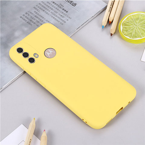 Coque Ultra Fine Silicone Souple 360 Degres Housse Etui pour Motorola Moto E40 Jaune