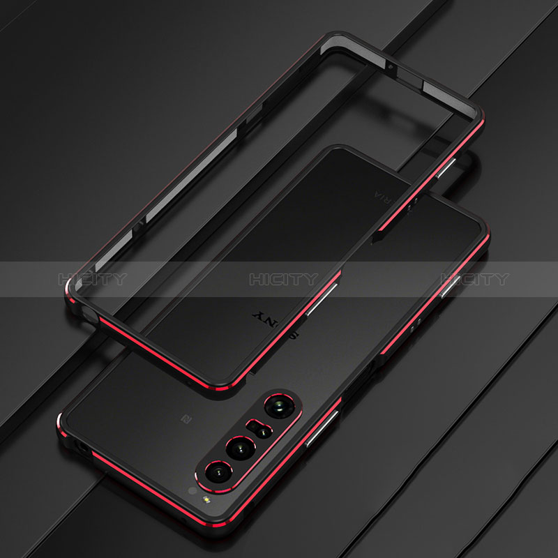 Coque Bumper Luxe Aluminum Metal Etui pour Sony Xperia 1 IV Rouge Plus