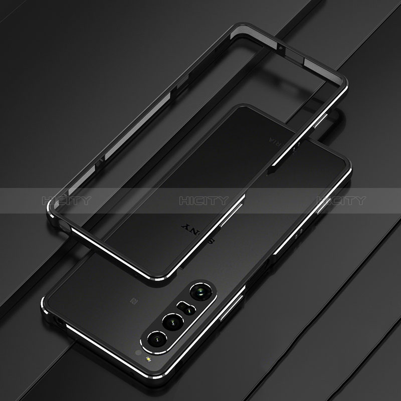 Coque Bumper Luxe Aluminum Metal Etui pour Sony Xperia 1 IV SO-51C Noir Plus