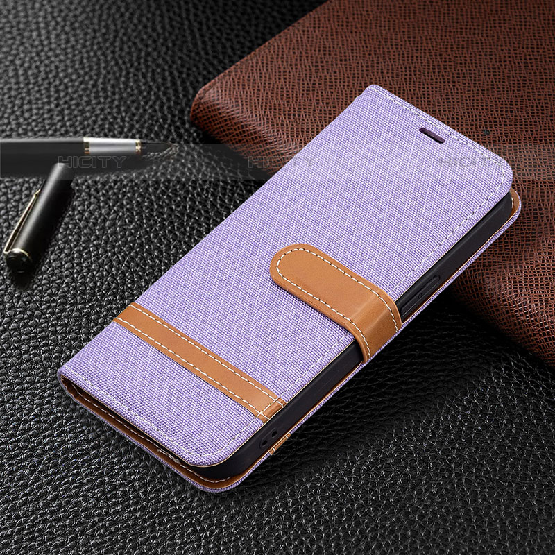 Coque Clapet Portefeuille Livre Tissu pour Apple iPhone 15 Pro Violet Plus