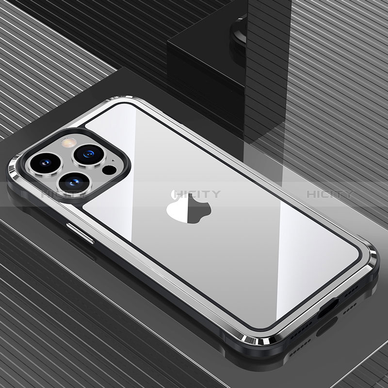 Coque Luxe Aluminum Metal Housse et Bumper Silicone Etui QC1 pour Apple iPhone 13 Pro Argent Plus