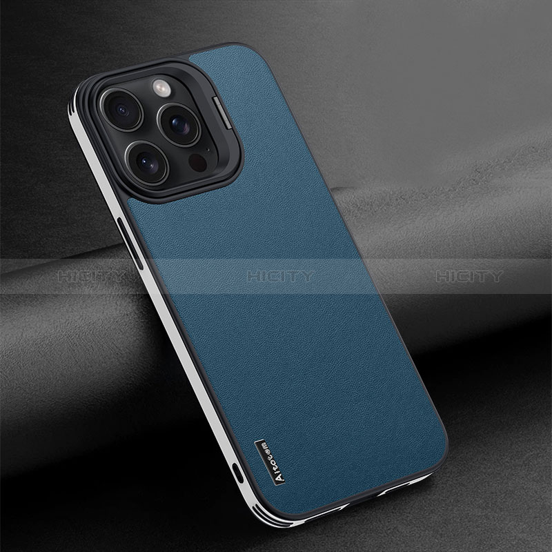 Coque Luxe Cuir Housse Etui AT4 pour Apple iPhone 15 Pro Max Bleu Plus