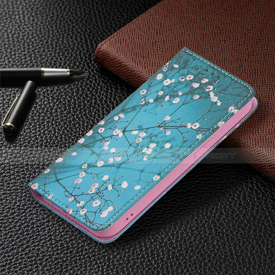 Coque Portefeuille Fleurs Livre Cuir Etui Clapet pour Apple iPhone 14 Plus Cyan Plus