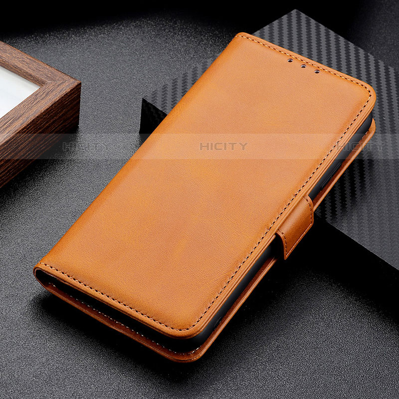 Coque Portefeuille Livre Cuir Etui Clapet M06L pour Motorola Moto Edge Plus (2022) 5G Brun Clair Plus