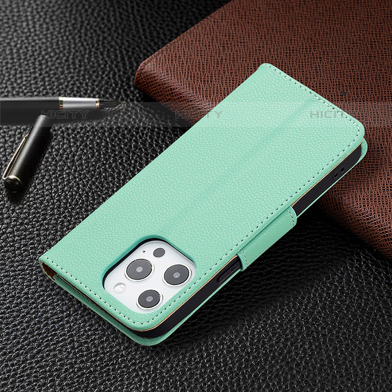 Coque Portefeuille Livre Cuir Etui Clapet pour Apple iPhone 16 Pro Cyan Plus