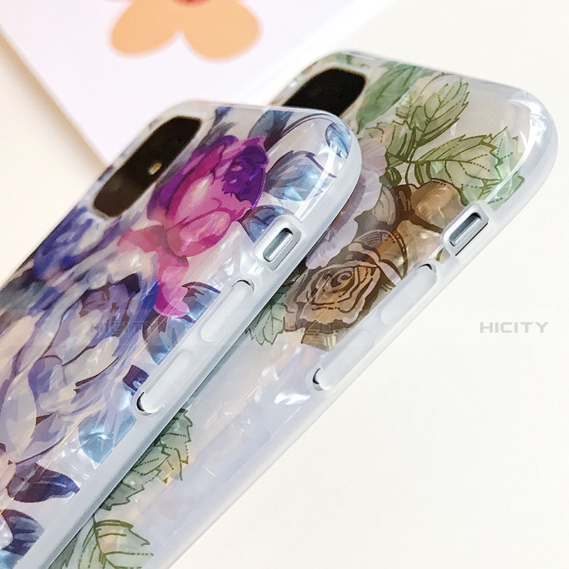 Coque Silicone Fleurs Souple Couleur Unie Etui Housse S02 pour Apple iPhone 11 Plus