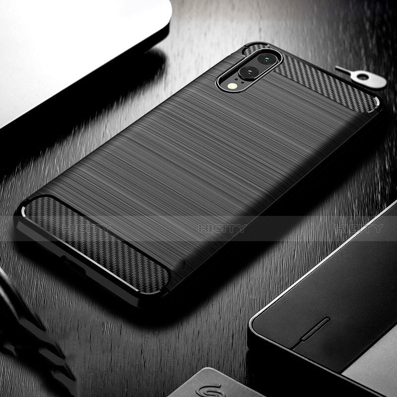 Coque Silicone Housse Etui Gel Line C02 pour Huawei P20 Noir Plus