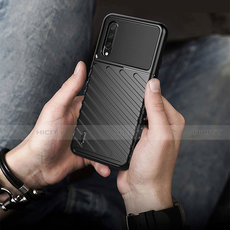 Coque Silicone Housse Etui Gel Line C02 pour Xiaomi Mi A3 Plus