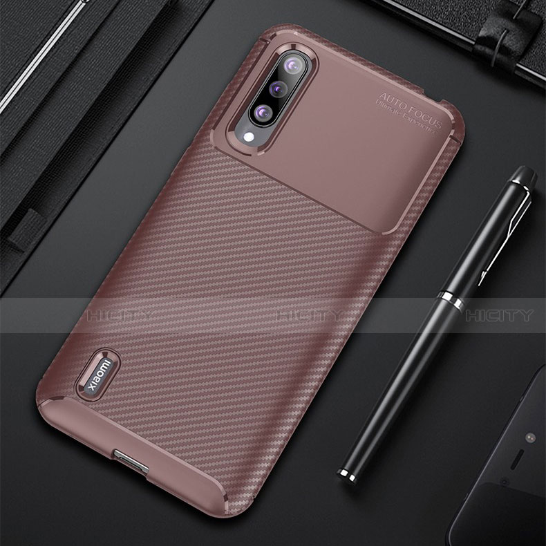 Coque Silicone Housse Etui Gel Serge pour Xiaomi Mi A3 Marron Plus