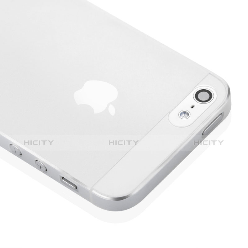 Etui Ultra Fine Silicone Mat Transparente pour Apple iPhone 5 Blanc Plus